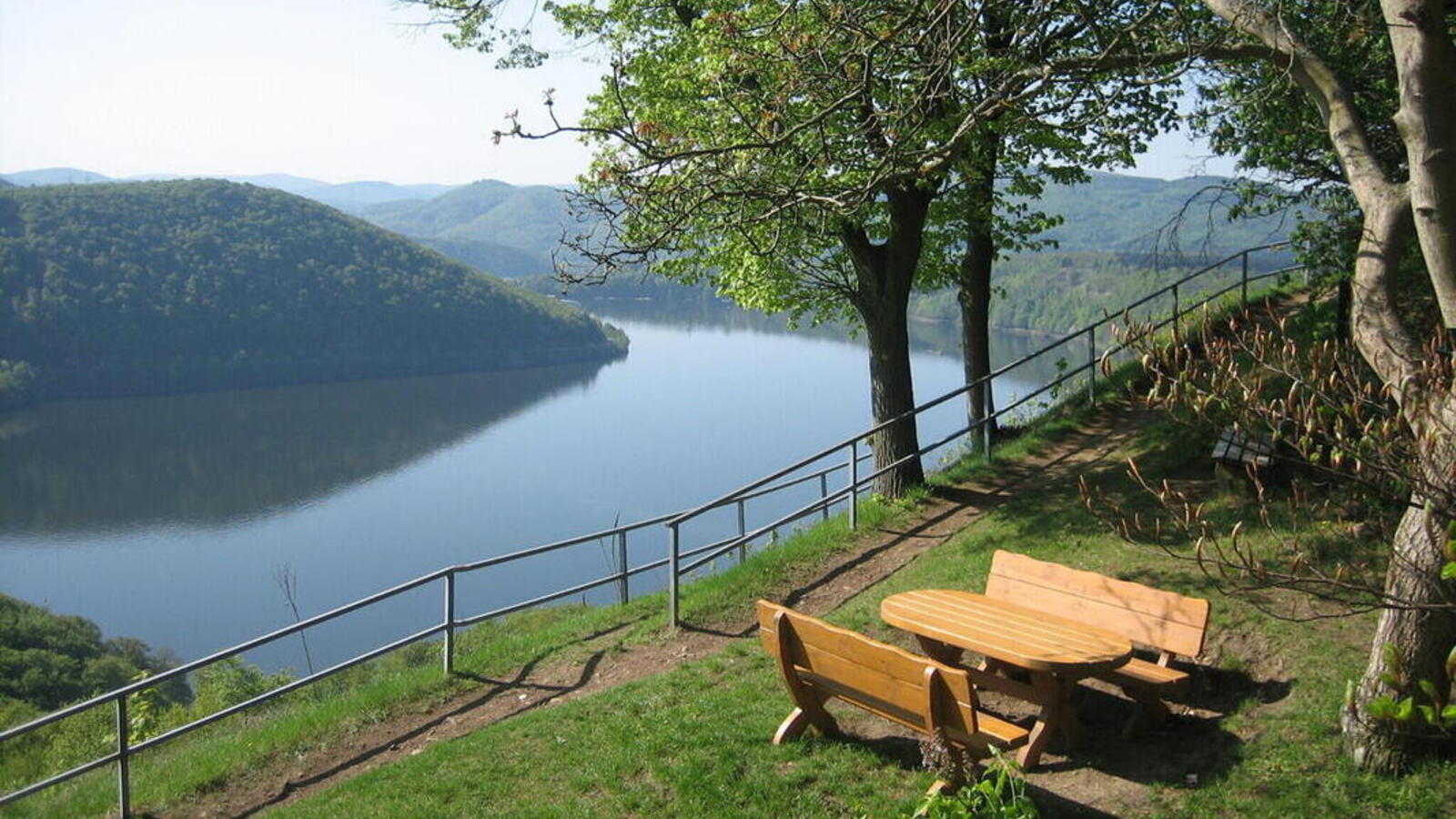 Edersee lake close to the Ringhotel Roggenland, 4 stars hotel in the Hessisches Bergland/Vogelsberg