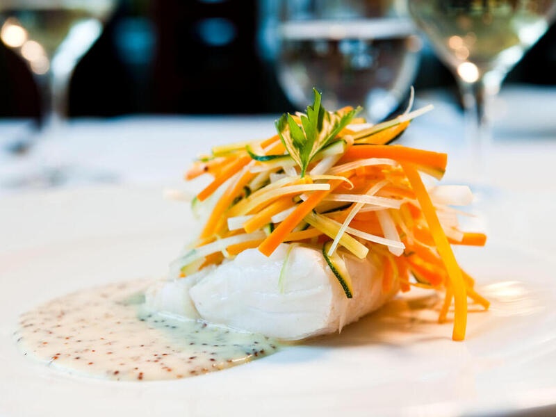 Experience the culinary senses with all the 'North German tradition' in the restaurant Fischers Fritz in the 4-star hotel Ringhotel Birke in Kiel