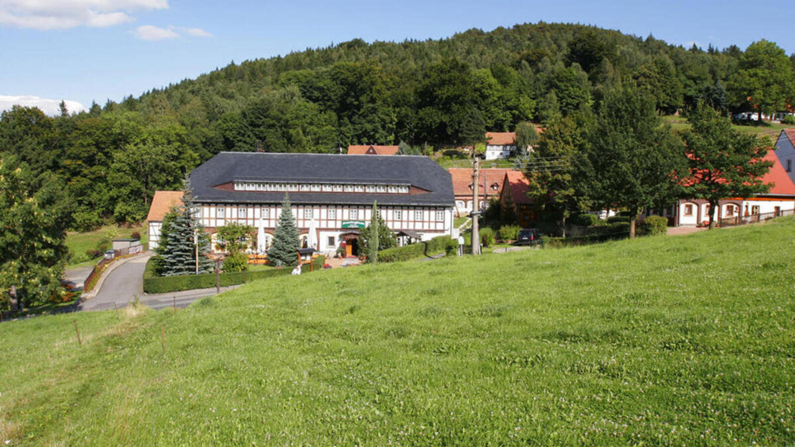 Ringhotel Sonnebergbaude in Waltersdorf, Hotel in the Oberlausitz region